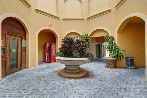 2757 Via Cipriani Clearwater FL 33764