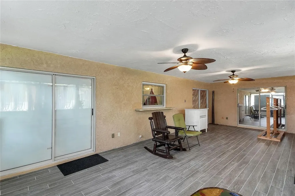 5 Magnolia Lane Yalaha FL 34797