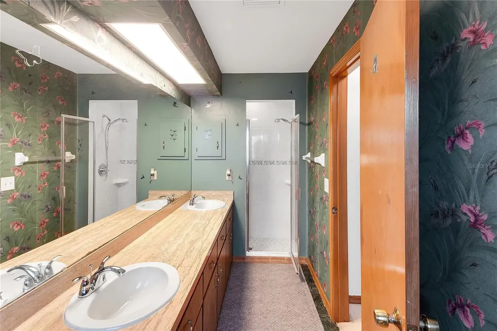 5 Magnolia Lane Yalaha FL 34797