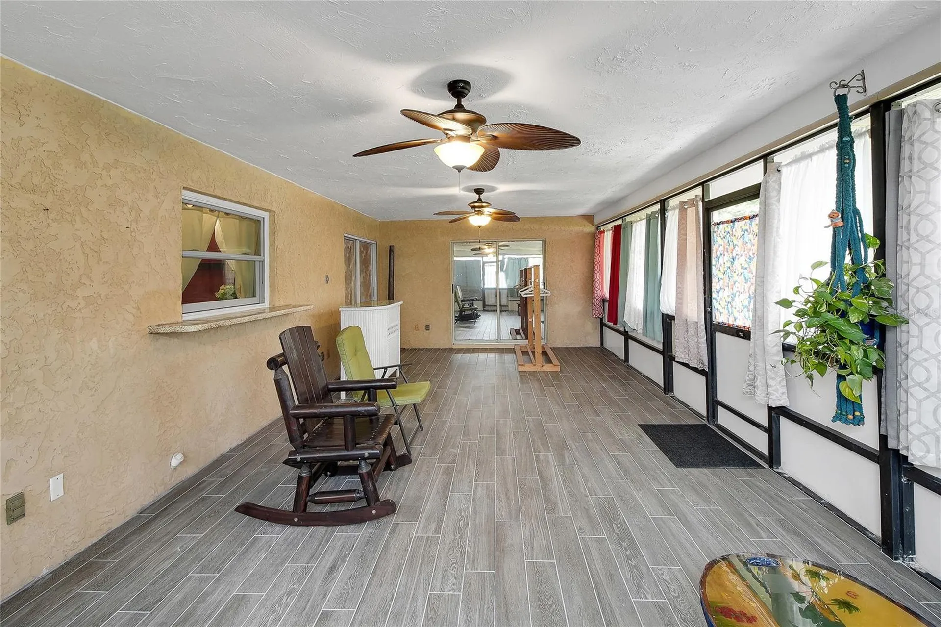 5 Magnolia Lane Yalaha FL 34797