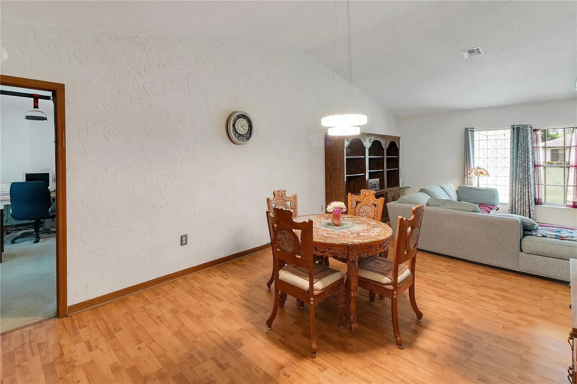 5 Magnolia Lane Yalaha FL 34797