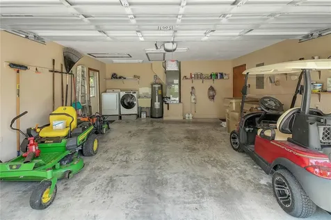 5 Magnolia Lane Yalaha FL 34797