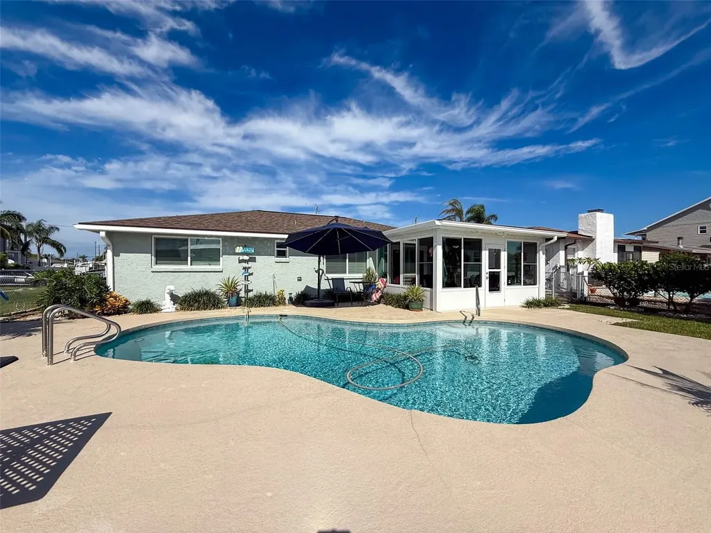 13738 Victor Avenue Hudson FL 34667