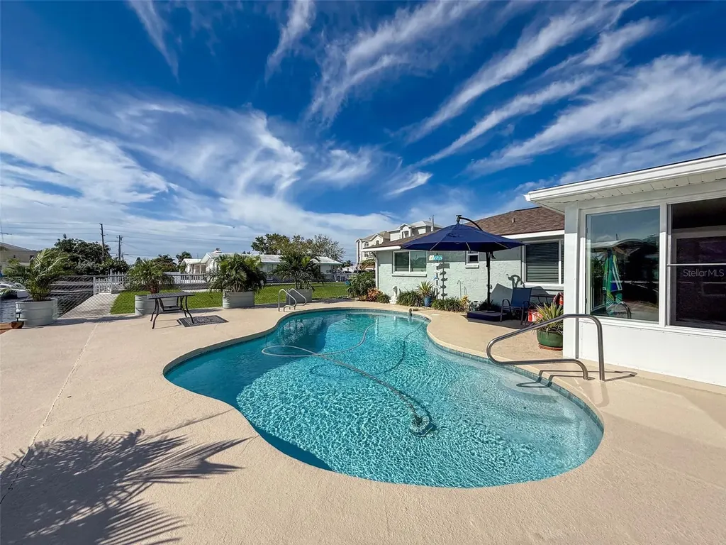13738 Victor Avenue Hudson FL 34667