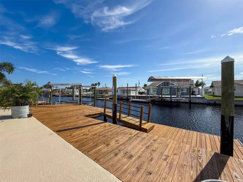 13738 Victor Avenue Hudson FL 34667