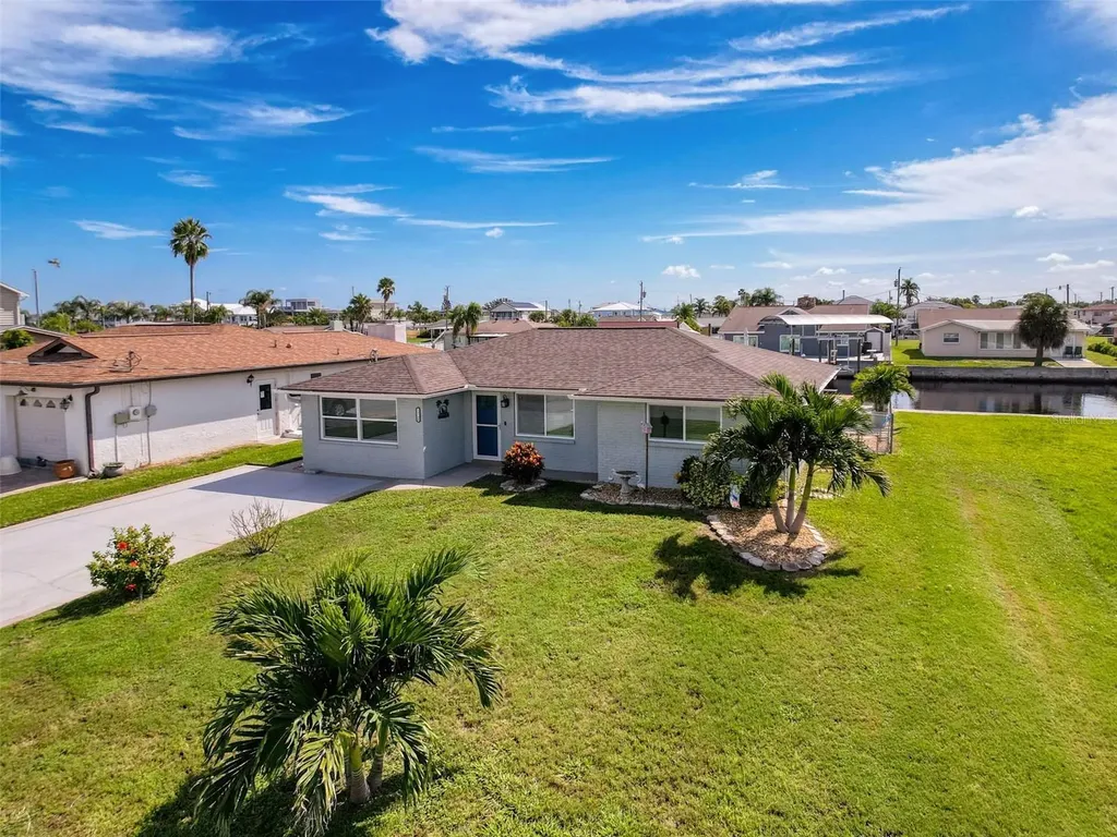 13738 Victor Avenue Hudson FL 34667