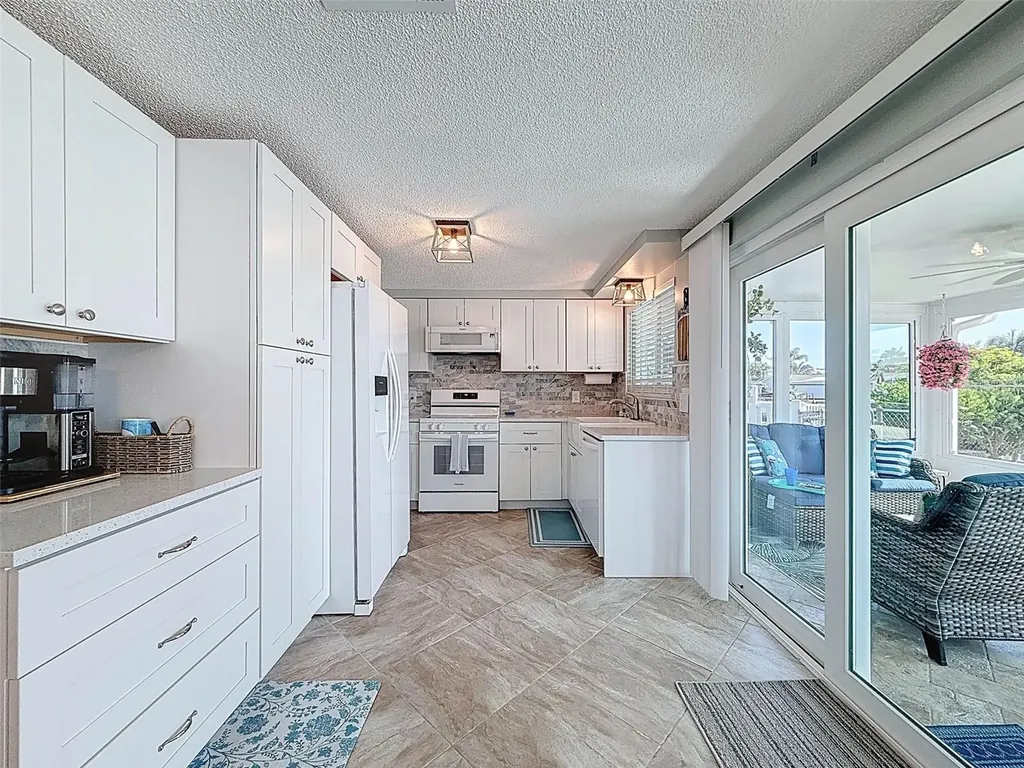 13738 Victor Avenue Hudson FL 34667