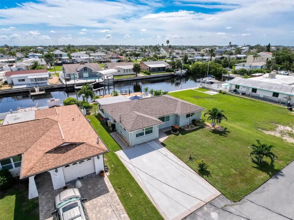 13738 Victor Avenue Hudson FL 34667