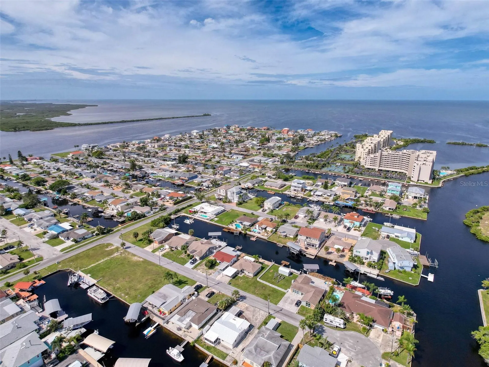 13738 Victor Avenue Hudson FL 34667
