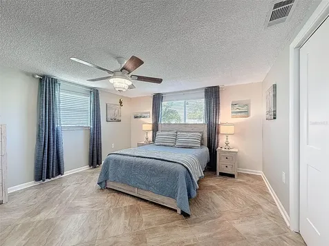 13738 Victor Avenue Hudson FL 34667