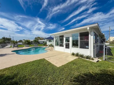 13738 Victor Avenue Hudson FL 34667