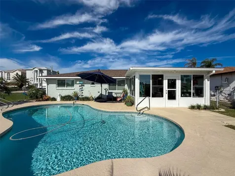 13738 Victor Avenue Hudson FL 34667