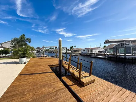 13738 Victor Avenue Hudson FL 34667