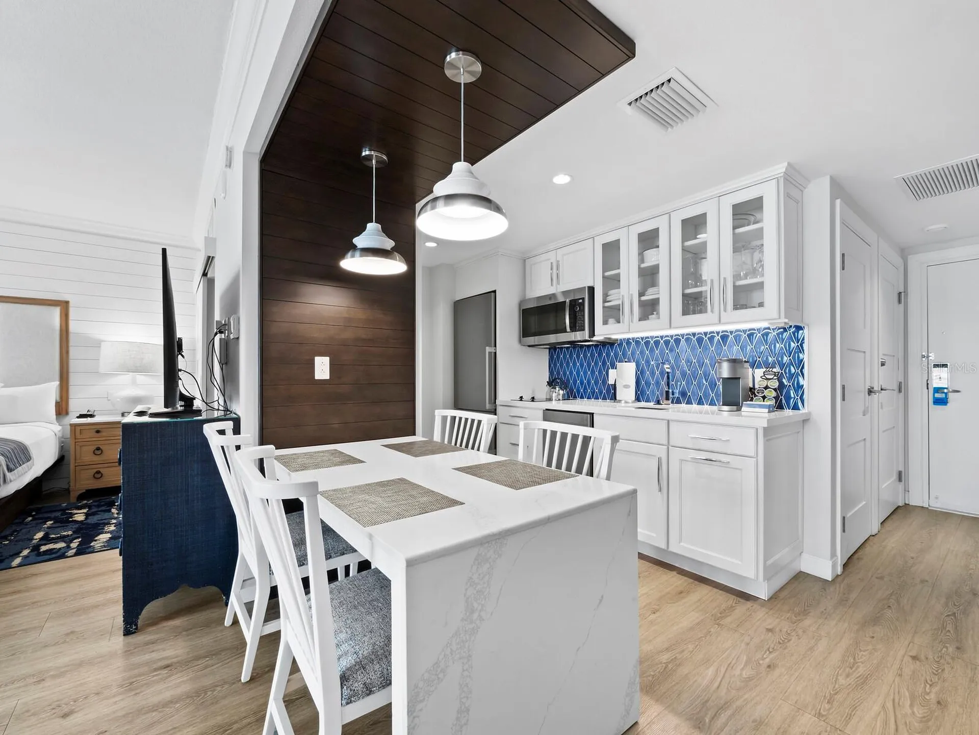210 Sands Point Road Longboat Key FL 34228