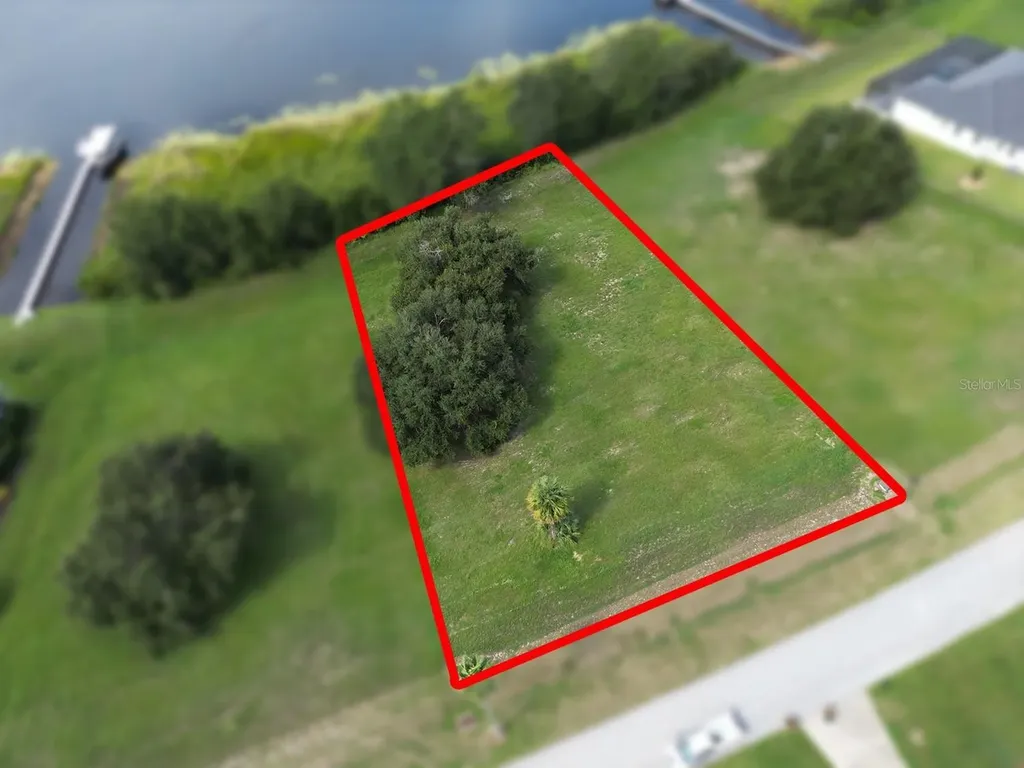 Royal Palm Drive Groveland FL 34736