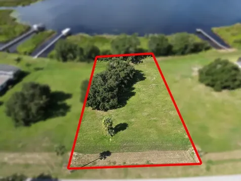 Royal Palm Drive Groveland FL 34736