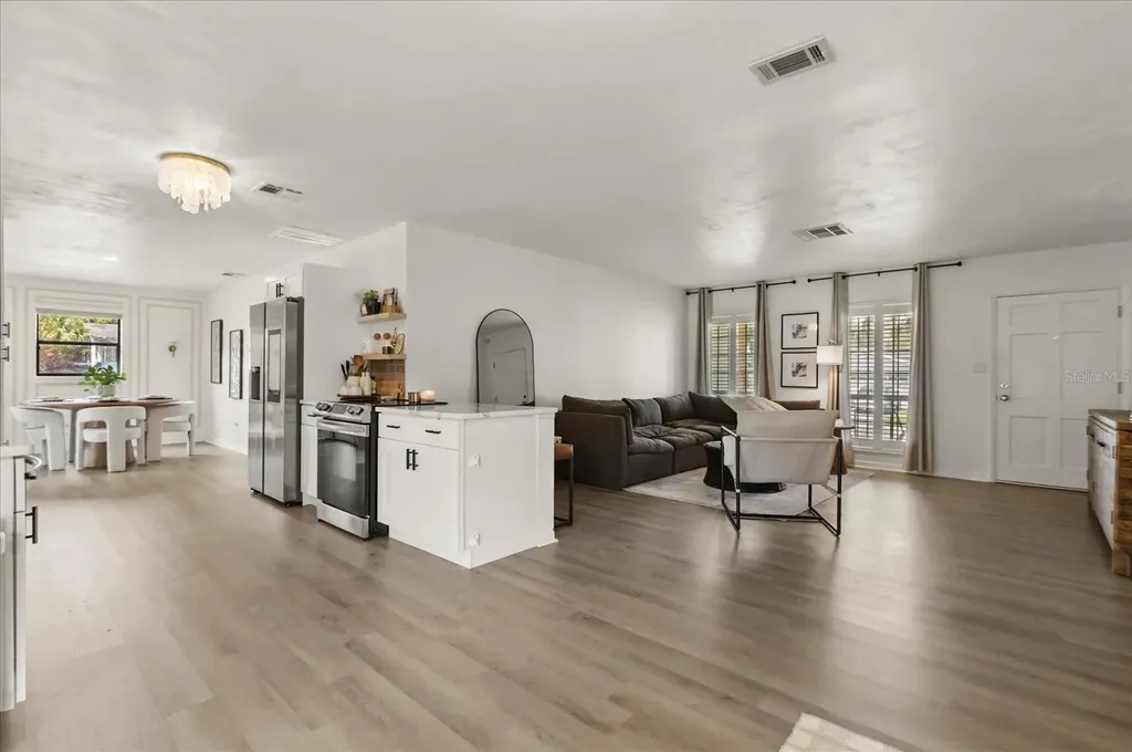 611 Bryan Court Altamonte Springs FL 32701