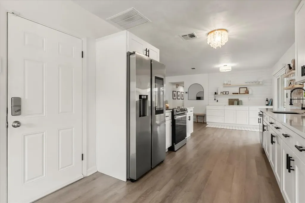 611 Bryan Court Altamonte Springs FL 32701