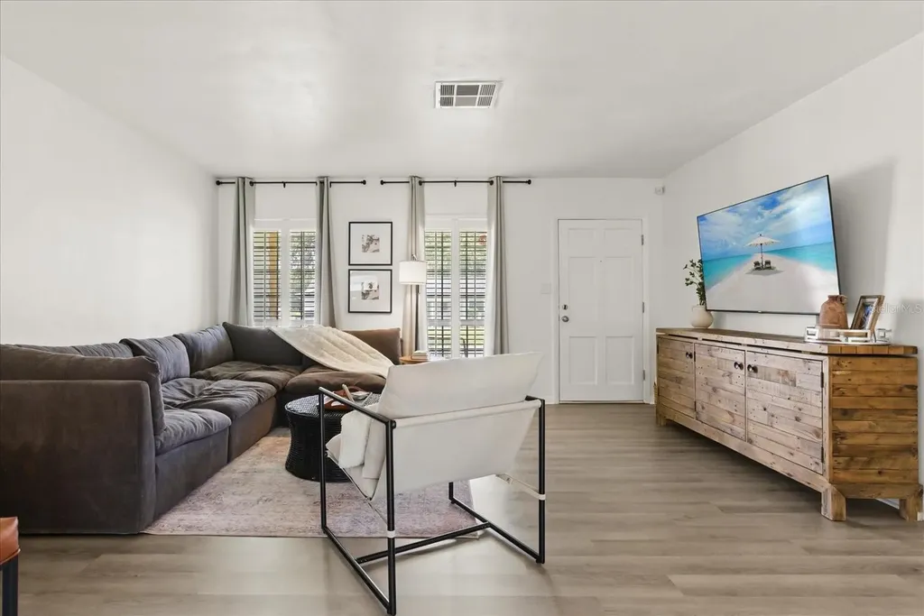 611 Bryan Court Altamonte Springs FL 32701