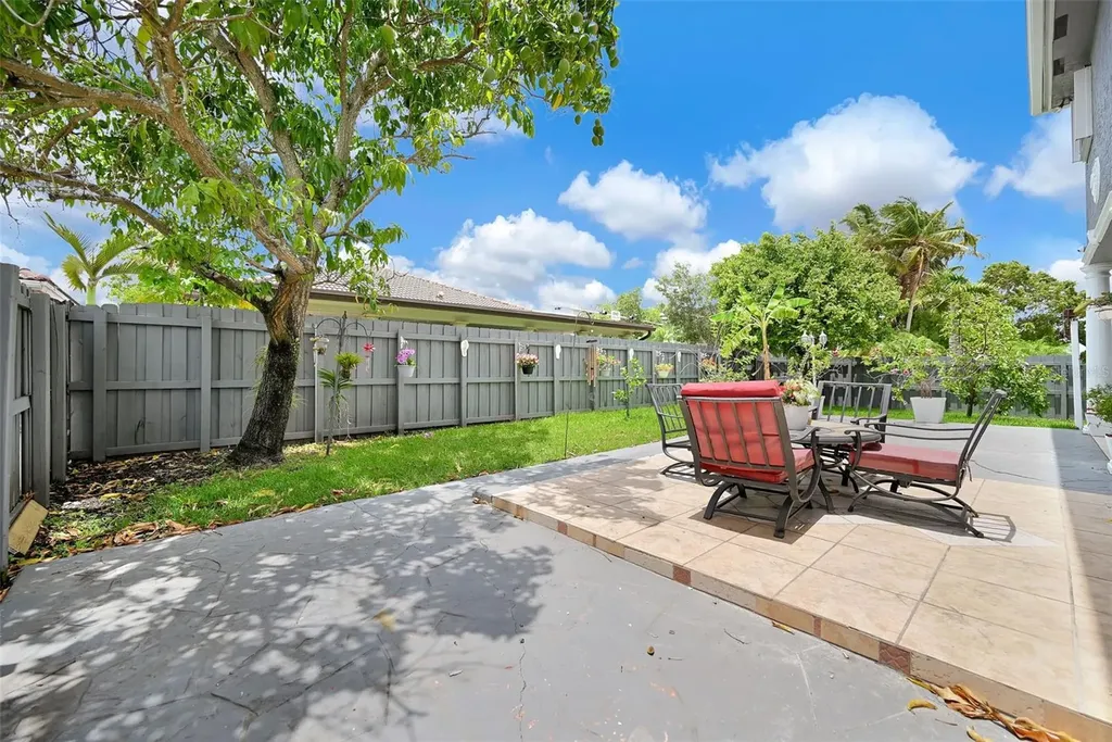 14402 SW 157th Path Miami FL 33196