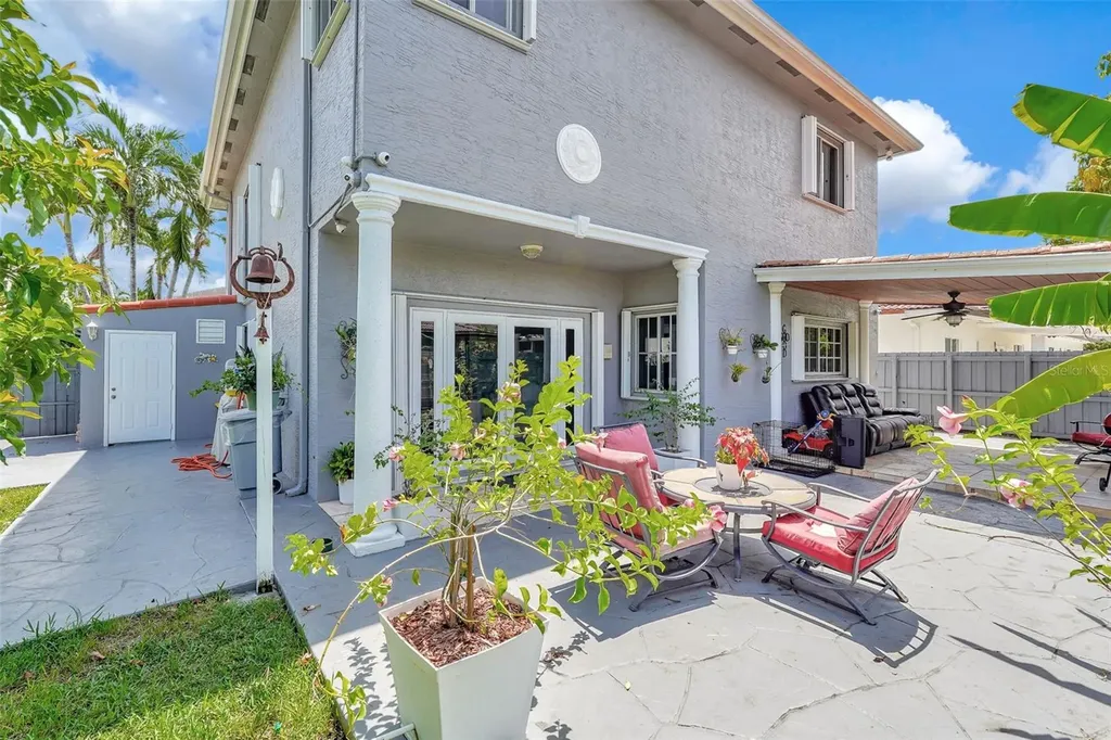 14402 SW 157th Path Miami FL 33196