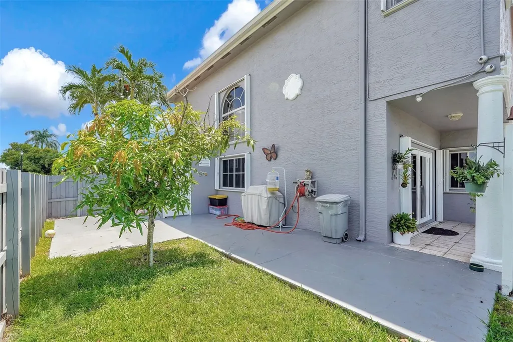 14402 SW 157th Path Miami FL 33196