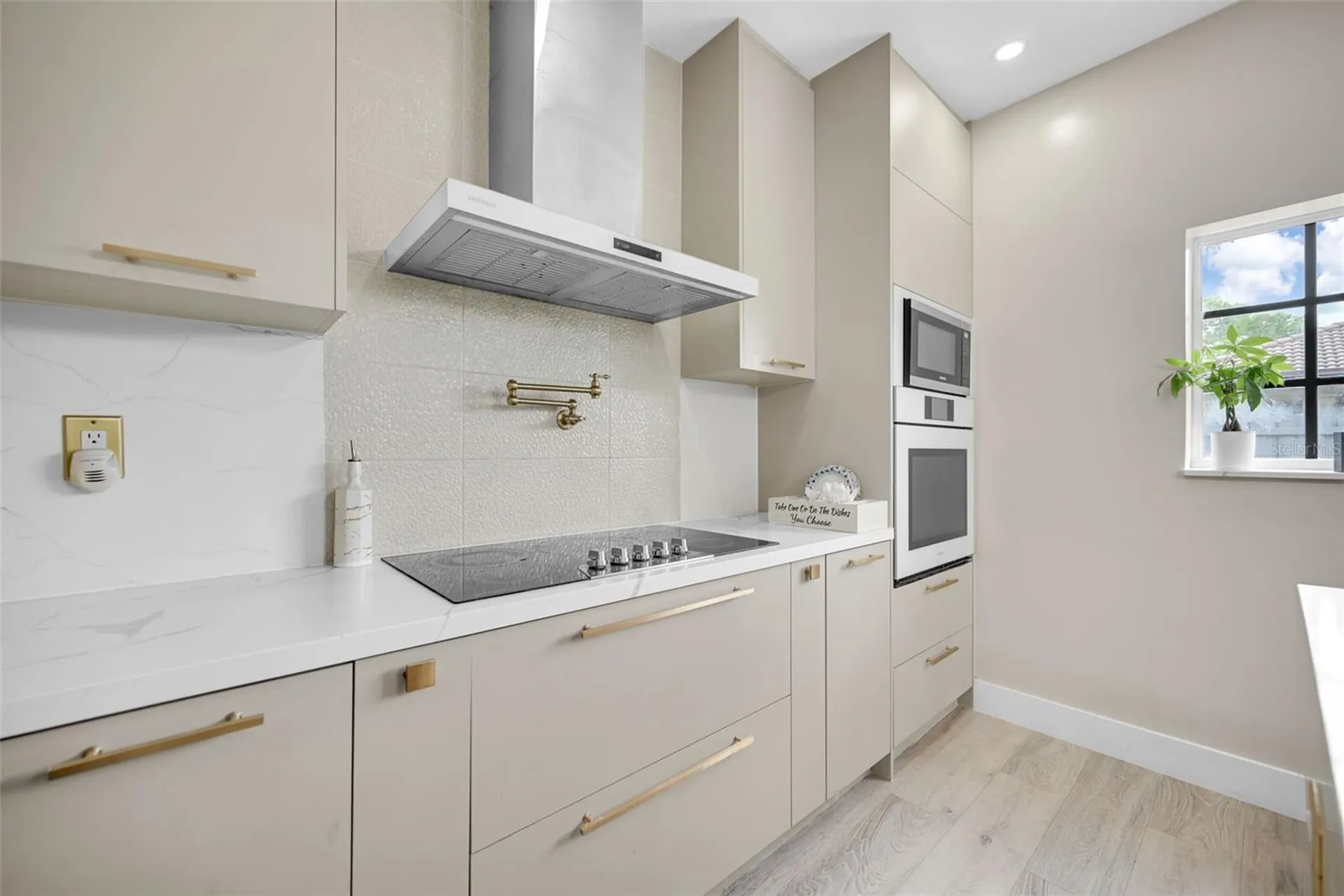 14402 SW 157th Path Miami FL 33196
