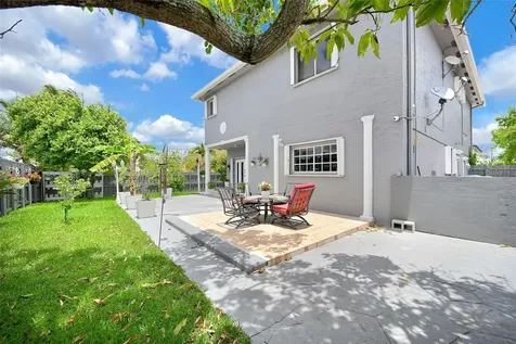 14402 SW 157th Path Miami FL 33196