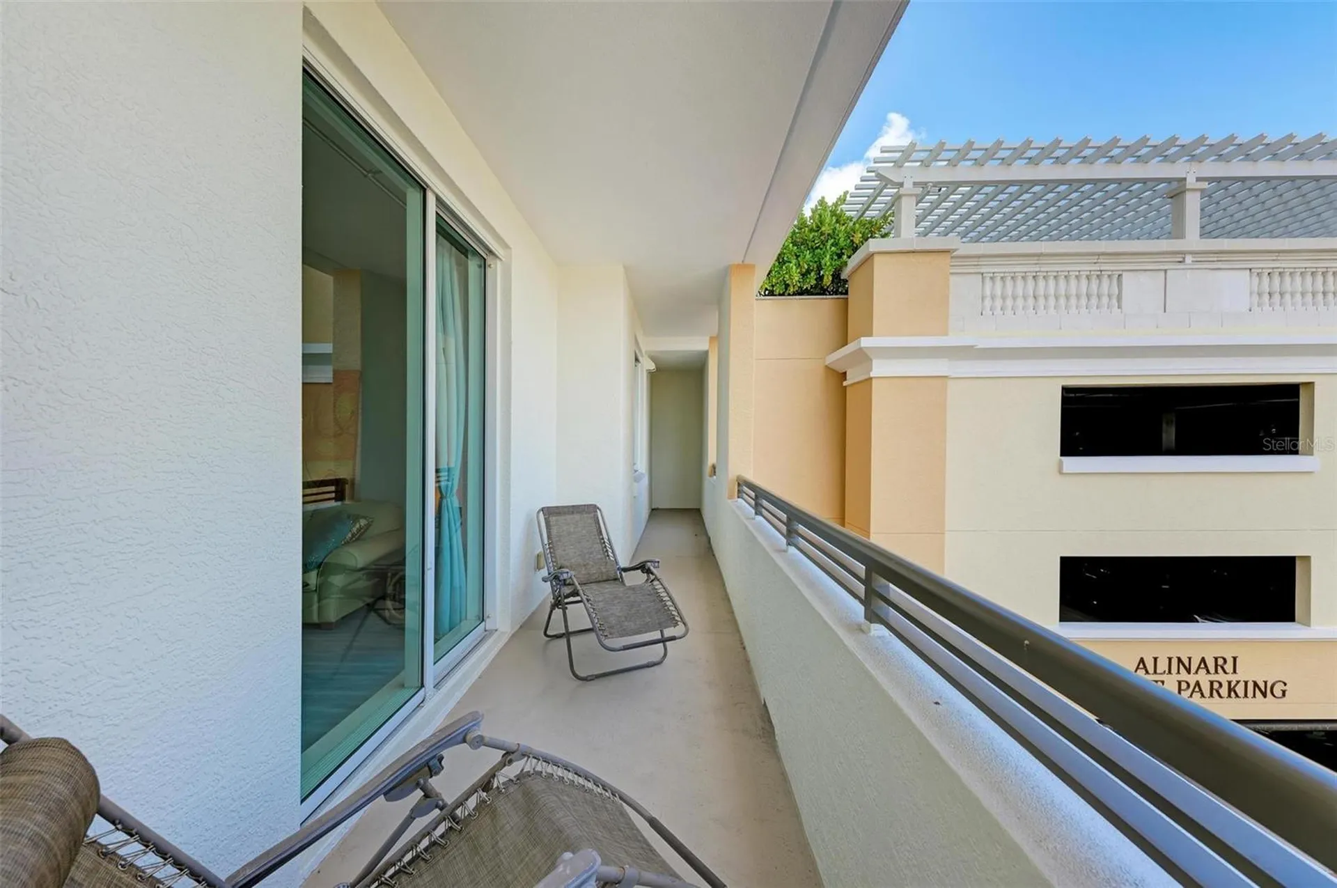 800 N Tamiami Trail Sarasota FL 34236