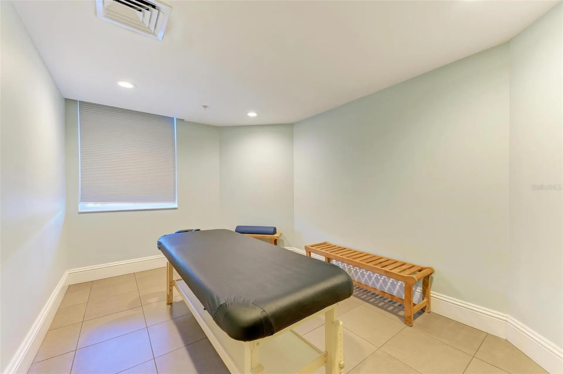 800 N Tamiami Trail Sarasota FL 34236
