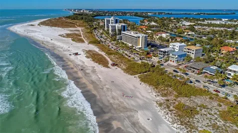 800 N Tamiami Trail Sarasota FL 34236
