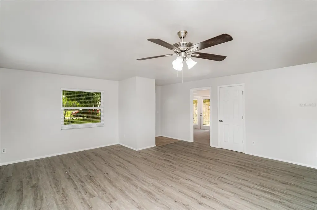 711 64th Avenue Drive E Bradenton FL 34203