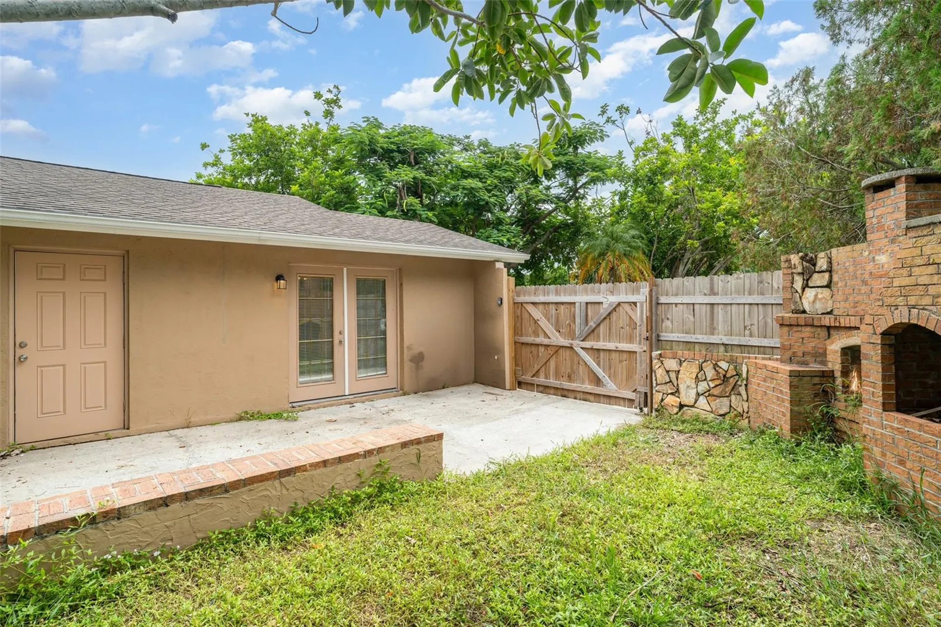 711 64th Avenue Drive E Bradenton FL 34203