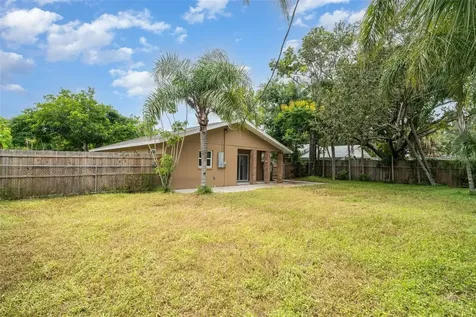 711 64th Avenue Drive E Bradenton FL 34203