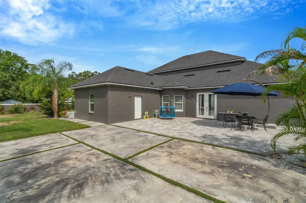 416 W Socrum Loop Road Lakeland FL 33809