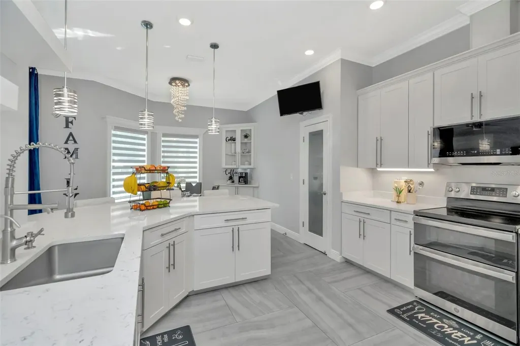 416 W Socrum Loop Road Lakeland FL 33809
