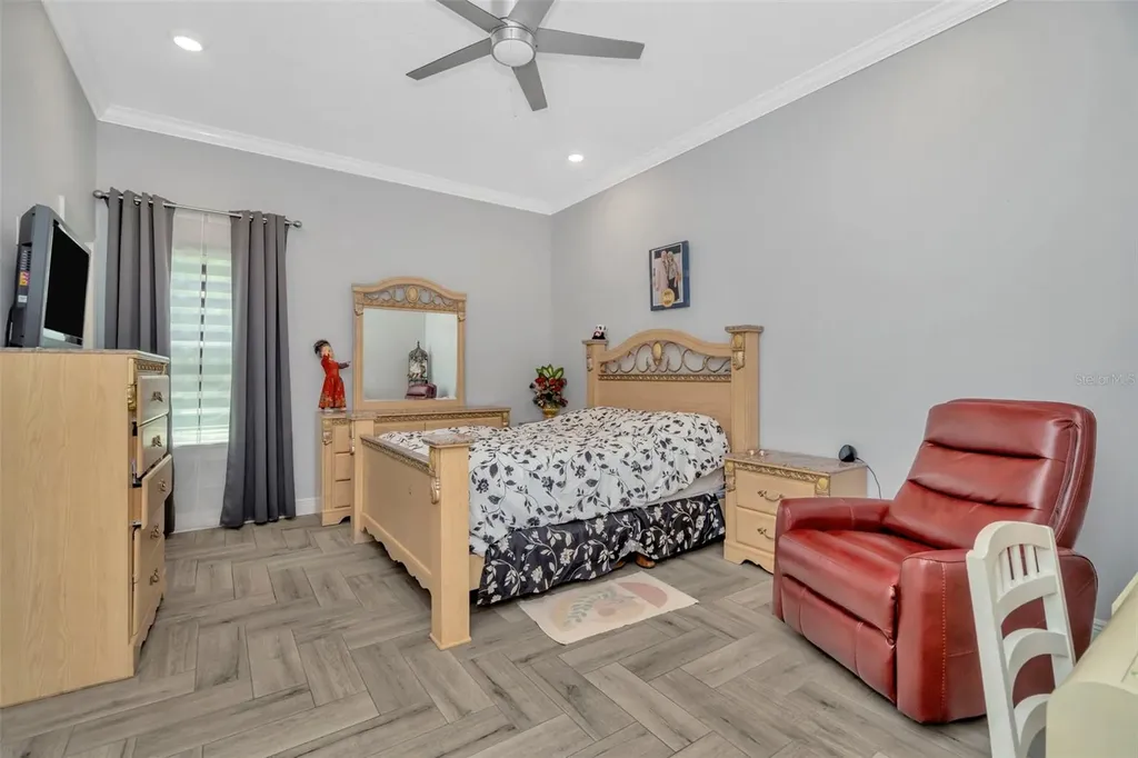 416 W Socrum Loop Road Lakeland FL 33809