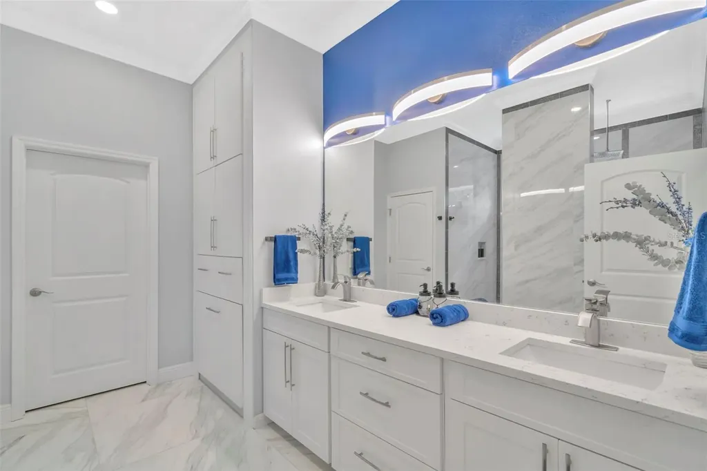 416 W Socrum Loop Road Lakeland FL 33809