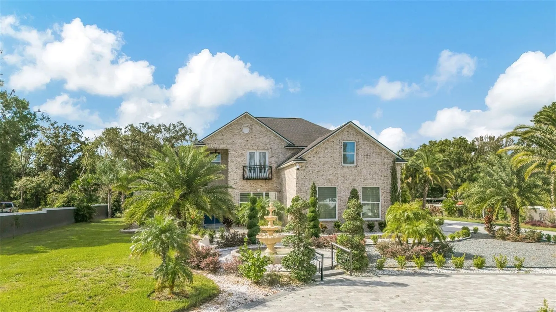 416 W Socrum Loop Road Lakeland FL 33809