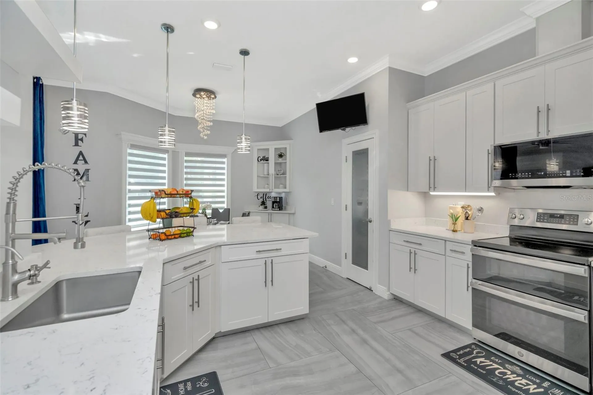 416 W Socrum Loop Road Lakeland FL 33809
