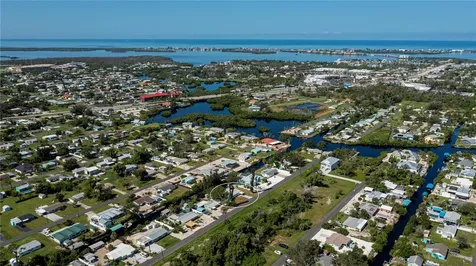 1157 North Lane Englewood FL 34224