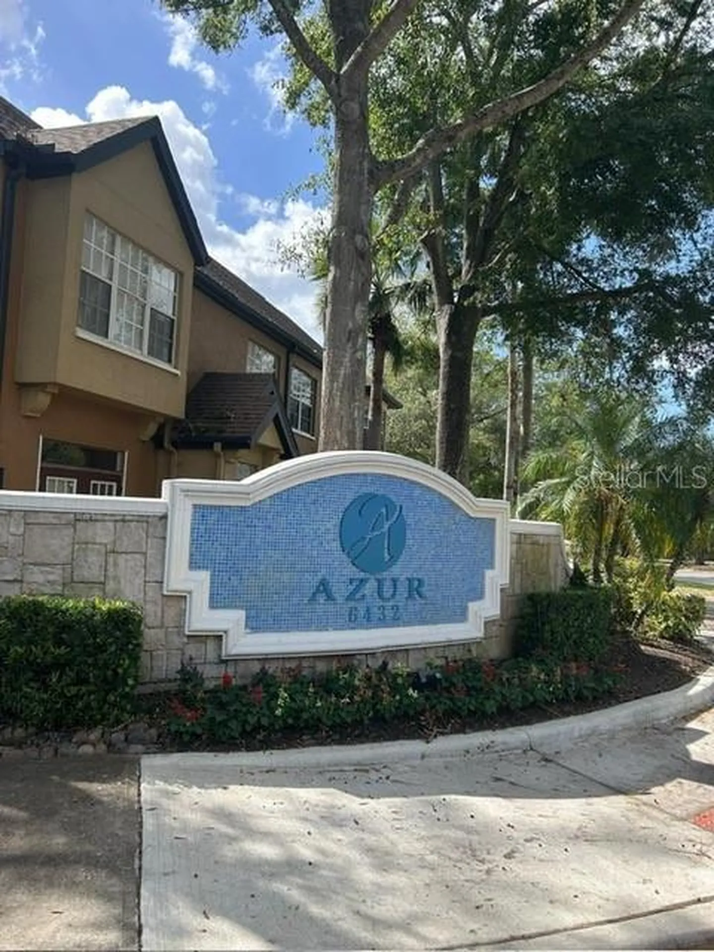 6408 Raleigh Street Orlando FL 32835