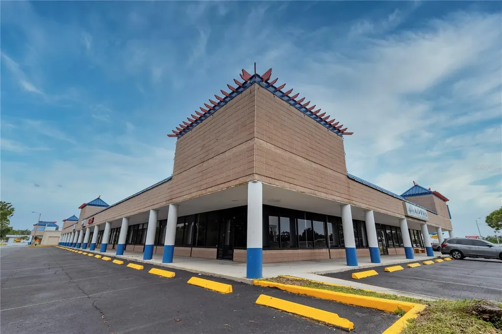 14100 Us Highway 19 N Clearwater FL 33764