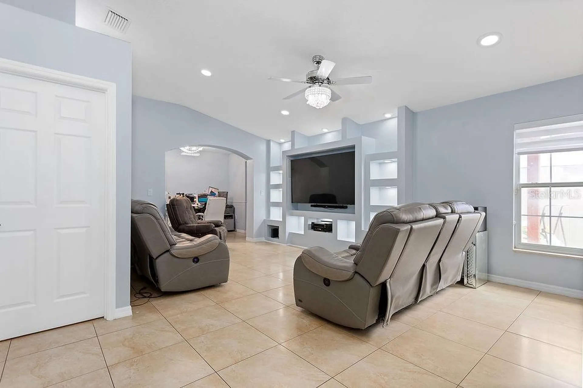 4907 Carlyle Road Tampa FL 33615