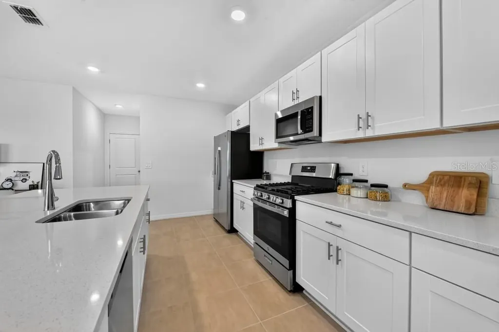 13235 Commons Avenue Parrish FL 34219
