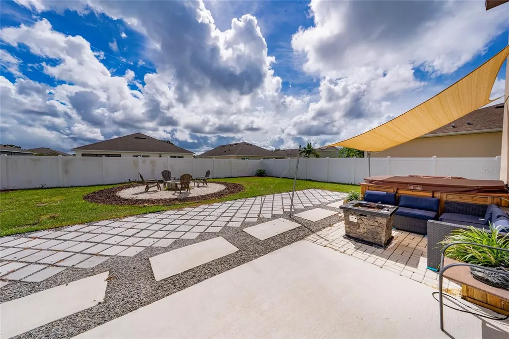 1663 Gentle Breeze Drive St Cloud FL 34771