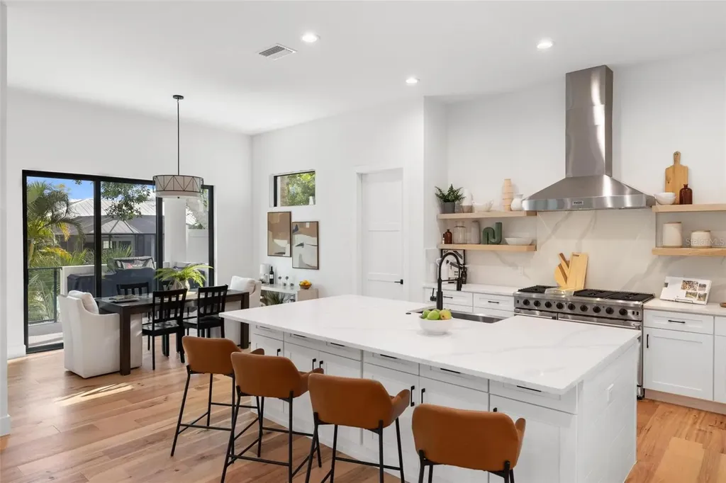 226 Garden Lane Sarasota FL 34242