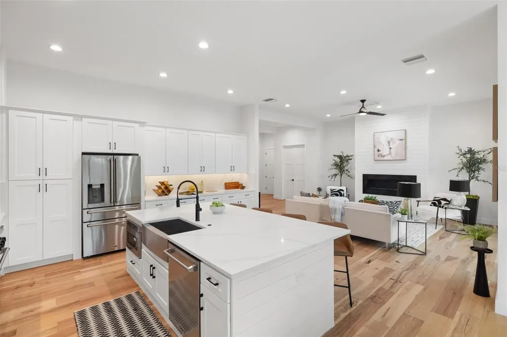 226 Garden Lane Sarasota FL 34242