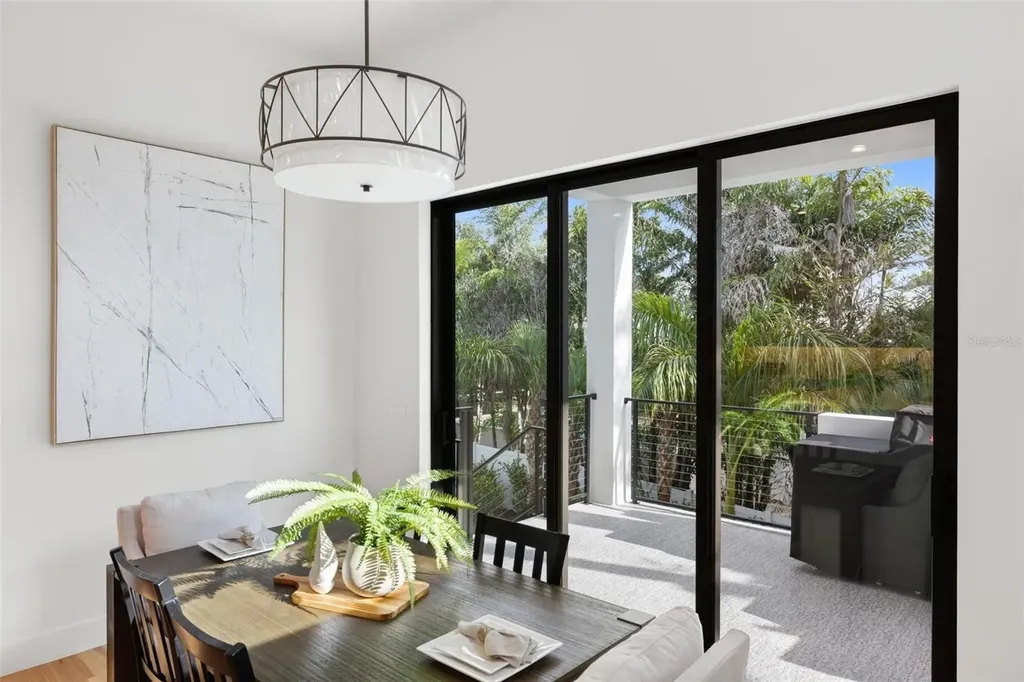 226 Garden Lane Sarasota FL 34242