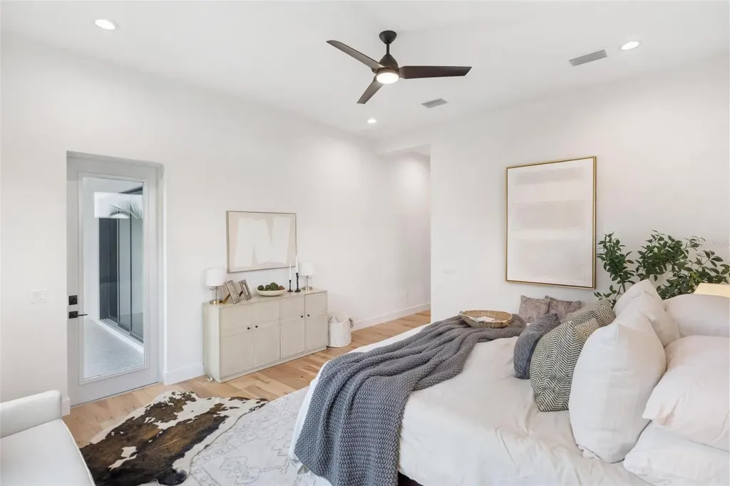 226 Garden Lane Sarasota FL 34242